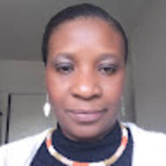 Meet your Posher, Gillian - Picture 1 of 1